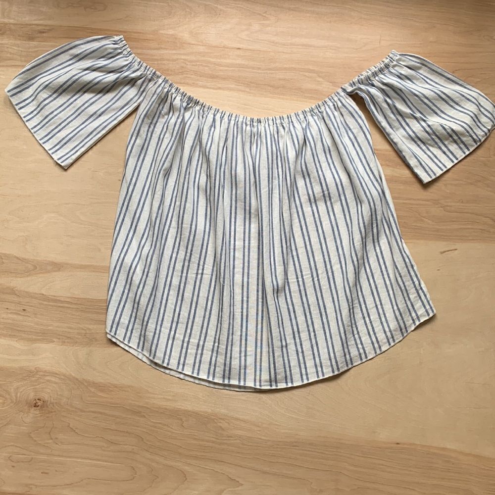 free kisses Linen Top 